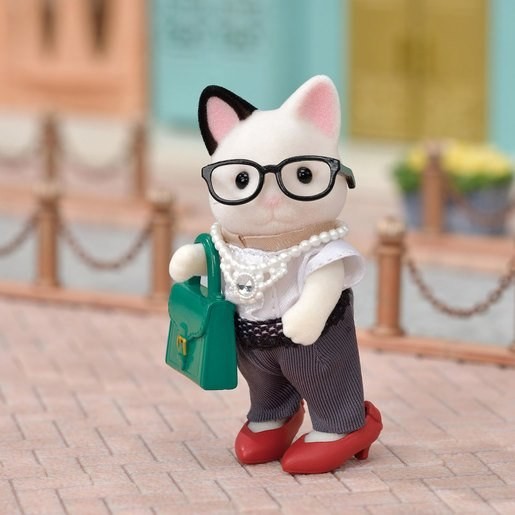 Sylvanian Families Tuxedo Cat Fashion Playset - Clearance Sale