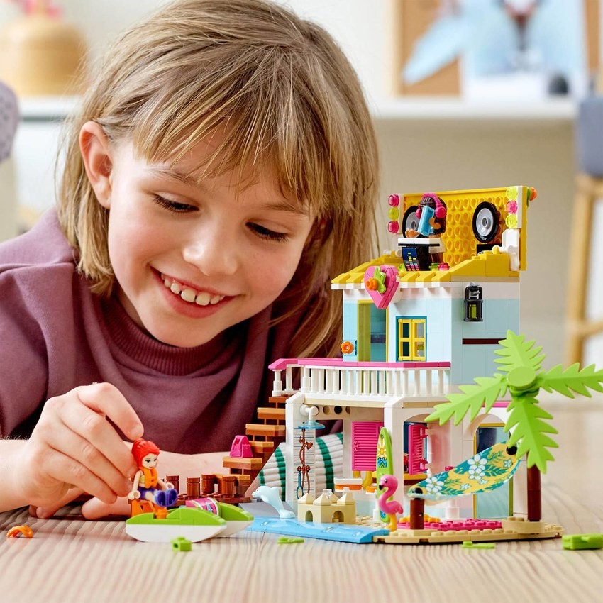 LEGO Friends: Beach House Mini Dollhouse Play Set (41428) - Clearance Sale