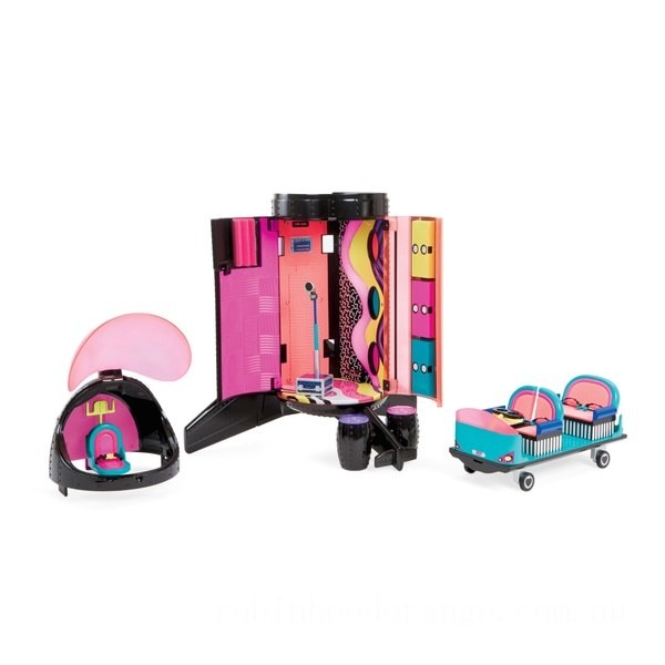 L.O.L. Surprise! O.M.G. Remix 4-in-1 Plane Playset - Clearance Sale