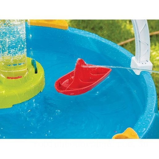 Little Tikes Battle Splash Water Table with Accessories on Sale