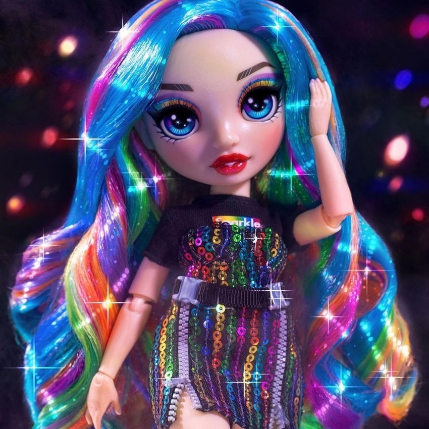 Rainbow High Amaya Raine – Rainbow Fashion Doll with 2 Complete Mix &amp; Match Outfits and Accessories - Clearance Sale